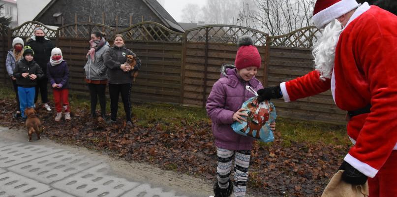 Mikołaj odwiedził dzieci z sołectwa Czarniż (FOTO)