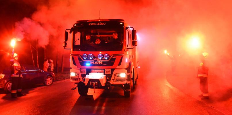 Strażacy z Leśna powitali nowy wóz (GALERIA)