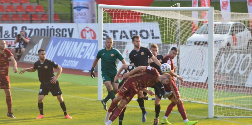 Lider idzie za ciosem. Chojniczanka - Znicz 2:0 (GALERIA)
