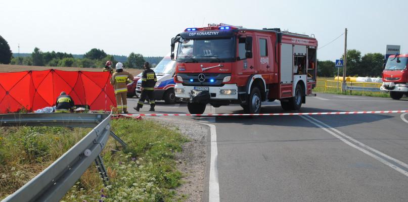 Wypadek  w Konarzynkach. Nissan wylądował na audi (foto)