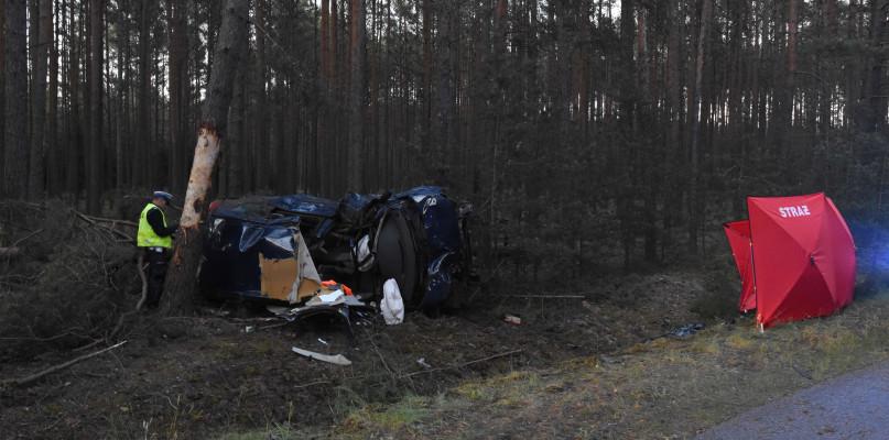 Śmiertelny wypadek w Bielawach (FOTO)