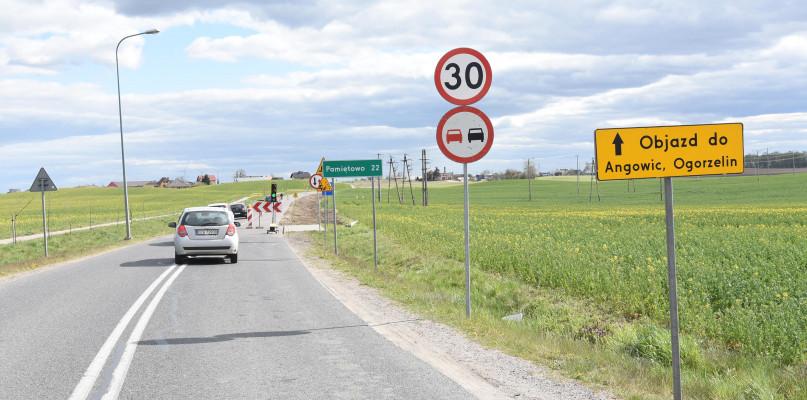 Trwa remont drogi do Lichnów