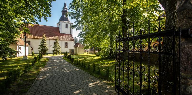 Transmisja mszy na żywo z kościoła w Konarzynach