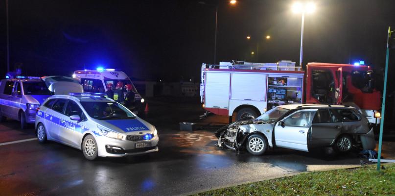 Wypadek na chojnickim skrzyżowaniu (FOTO)