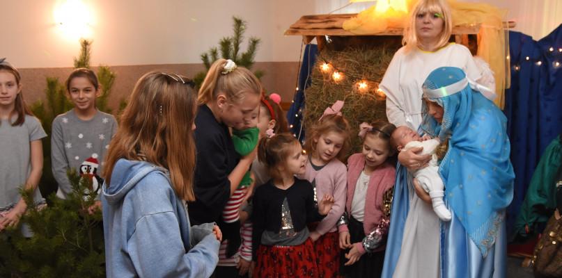 Jasełka i Mikołaj w Będźmierowicach (FOTO)