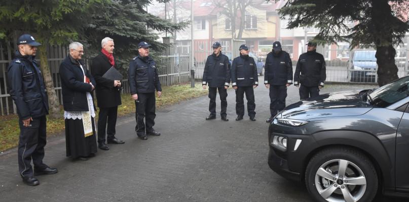 Nowe auto dla czerskiego komisariatu (FOTO)