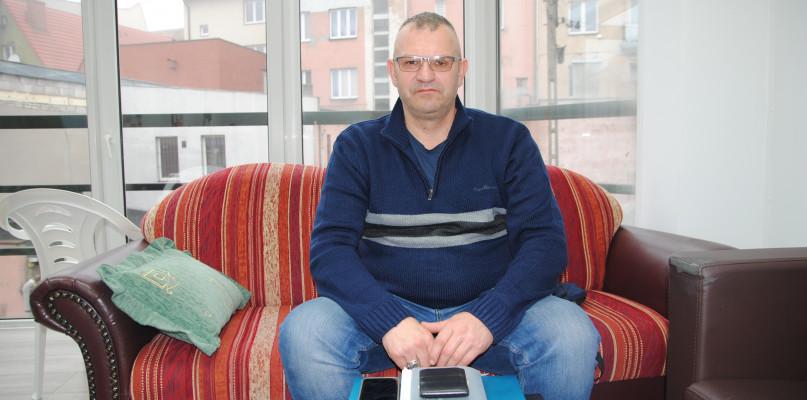Szuka rodzin poległych żołnierzy.