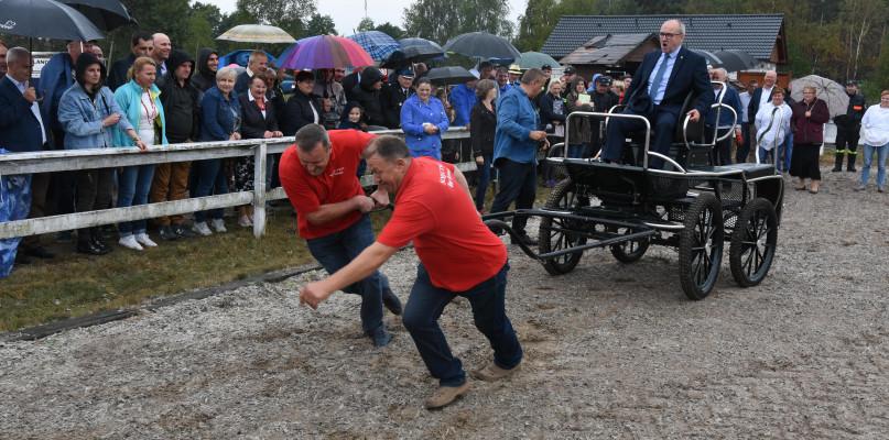 Dożynki rolniczo-leśne w Kwiekach (GALERIA)