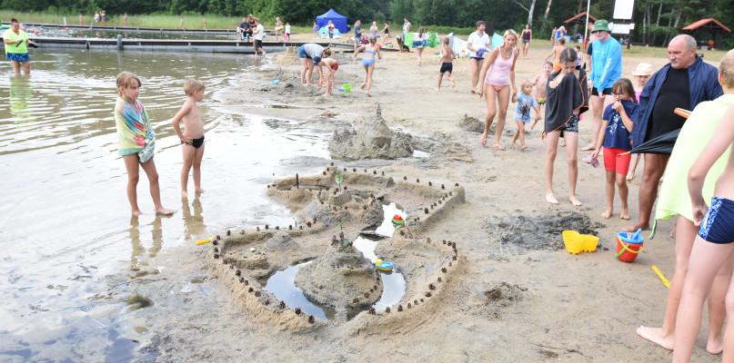 Konkurs zamków z piasku w Ostrowitem (FOTO)