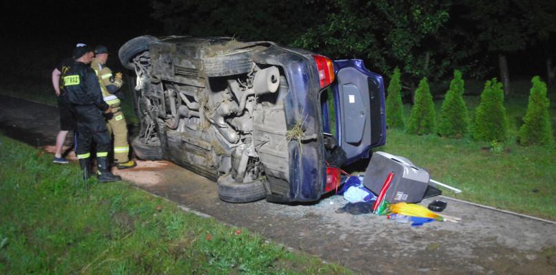 Wypadek na drodze 240 pod Pawłowem (FOTO)