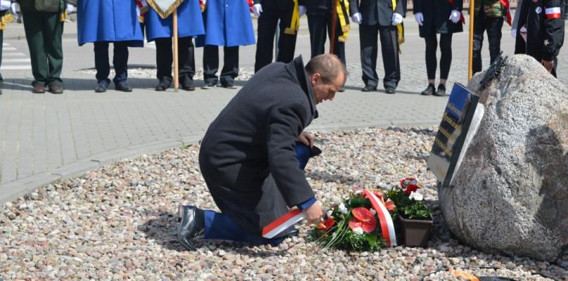 Złożyli kwiaty i odsłonili lapidarium (FOTO)