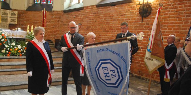Chojnicki związek emerytów ma swój sztandar (FOTO)