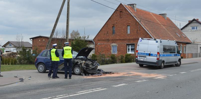 Wypadek w Silnie. Poszkodowane dwie osoby