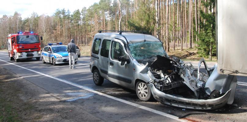 Groźnie wyglądający wypadek na berlince