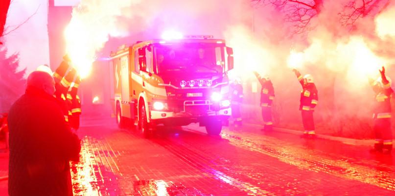 Nowy wóz OSP w Czersku (FOTO)