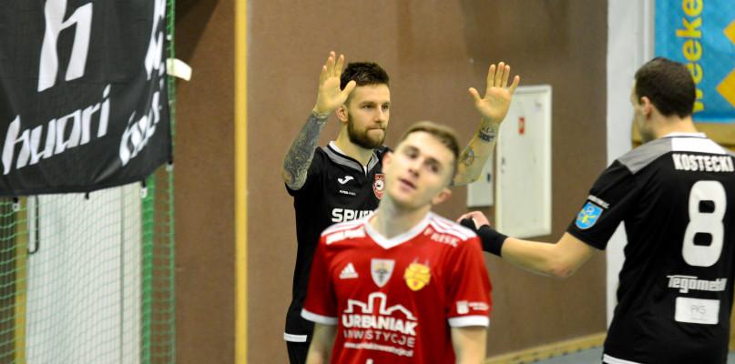 Pogrom w Chojnicach. Red Devils ? Red Dragons 2:7 (GALERIA)