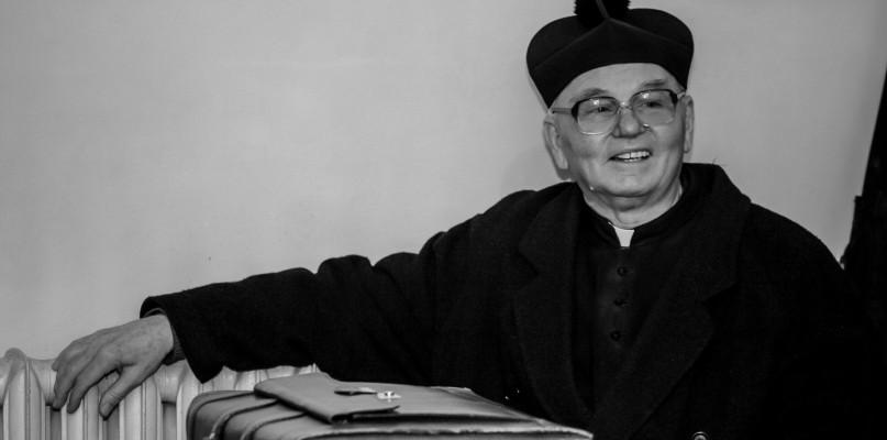 Zmarł ksiądz prałat Aleksander Kłos