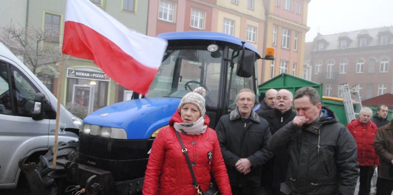 Protest rolników w Chojnicach (FOTO)