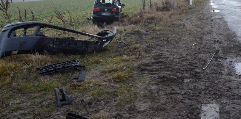 Zderzenie ciężarówki i osobówki pod Konarzynami (FOTO)