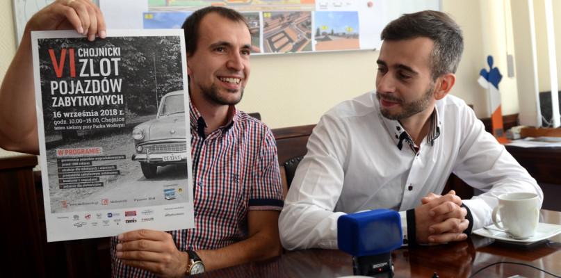 Zlot zabytkowych samochodów w Chojnicach