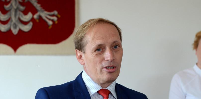 Nie chcieli obniżyć wójtowi wypłaty