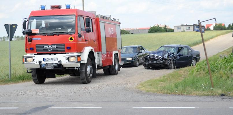 Zderzenie na drodze krajowej 22 (GALERIA)