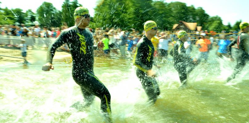 Triathlon w Charzykowach. Trzy dni sportowych emocji (GALERIA)