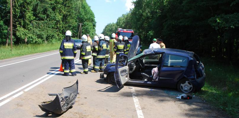 Kolizja dwóch samochodów pod Czerskiem (FOTO)