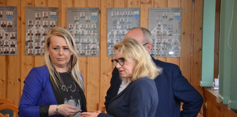 Rytel dostanie na drogę, a strażacy z Czerska na wóz