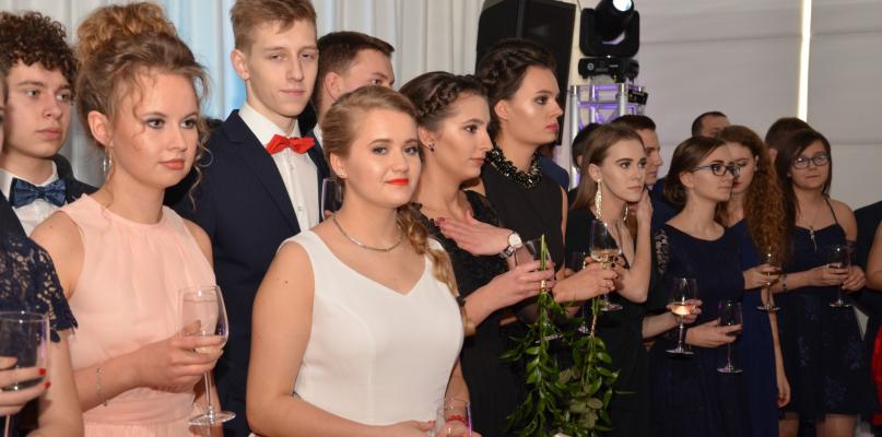 Kolejna studniówka chojnickich abiturientów