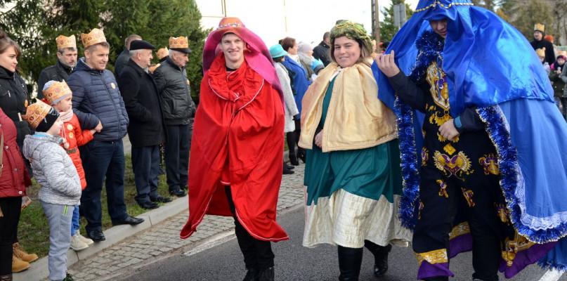 Orszak Trzech Króli w Konarzynach. Sołtysi byli lektorami