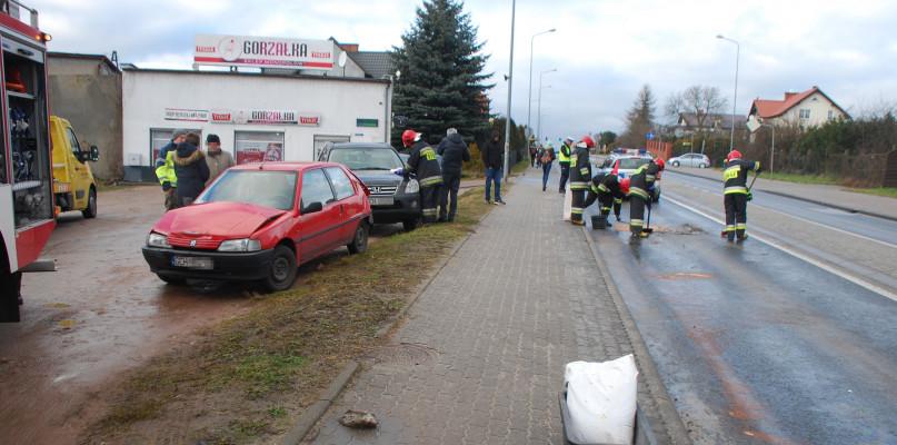 Zderzenie czterech aut na ulicy Bytowskiej w Chojnicach