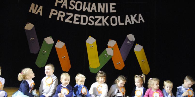 Pasowanie na przedszkolaka w Konarzynach (GALERIA)