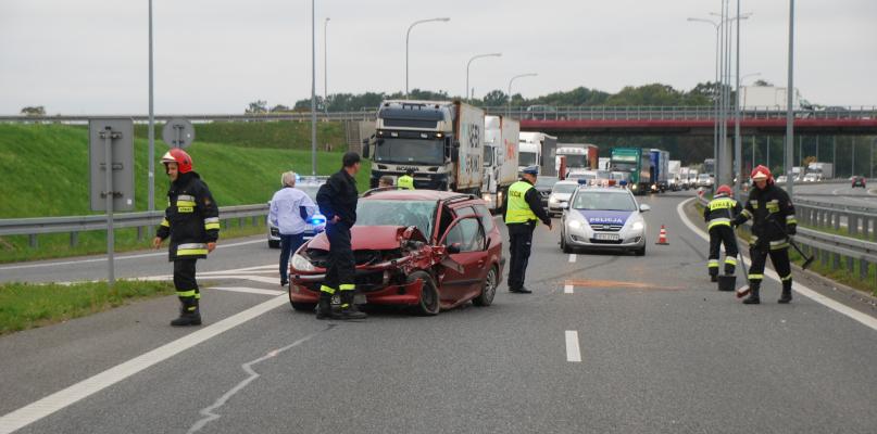 Zderzenie dwóch aut na obwodnicy Chojnic