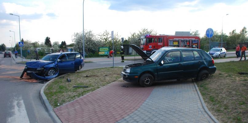 Wypadek w Brusach. W samochodach było aż siedem osób