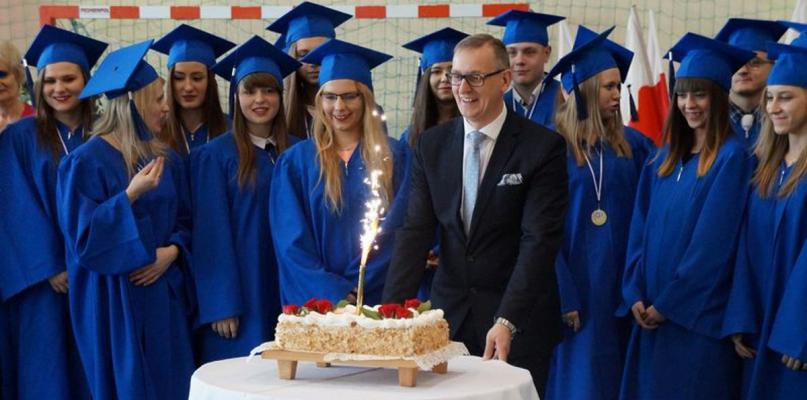 Maturzyści z ZSP w Malachinie zakończyli naukę