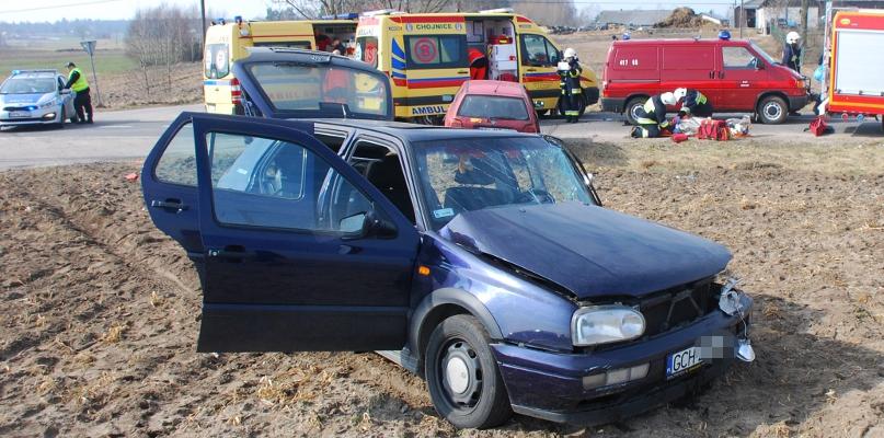 Wypadek w Gotelpiu. Pięć osób rannych i helikopter w akcji
