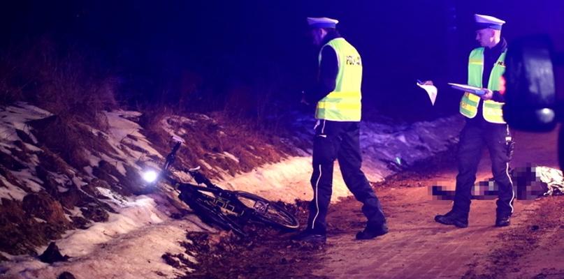 Nagła śmierć rowerzysty w pobliżu mostu w Małych Swornegaciach