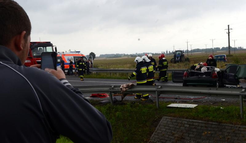 Wypadek przy węźle Nieżychowice (GALERIA)
