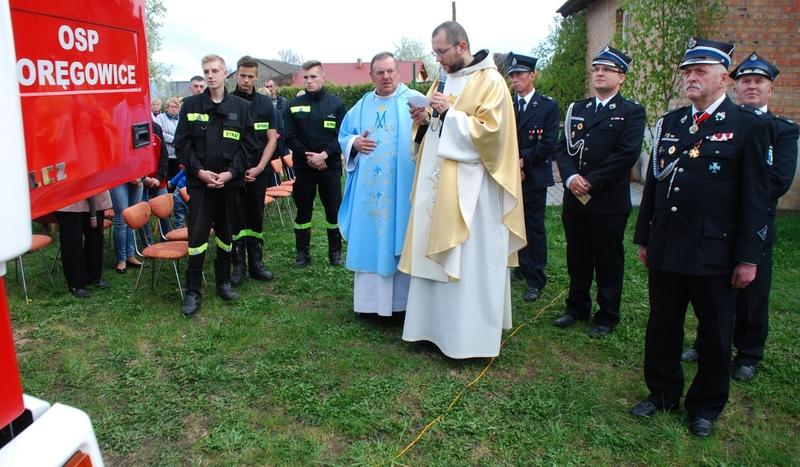 Poświęcenie wozu OSP w Doręgowicach (GALERIA)