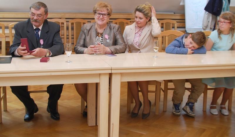 Teresa i Piotr Schneiderowie odebrali prezydenckie medale (FOTO)