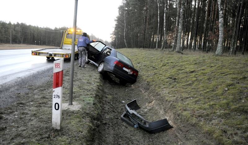Kolizja na śliskiej berlince (FOTO)