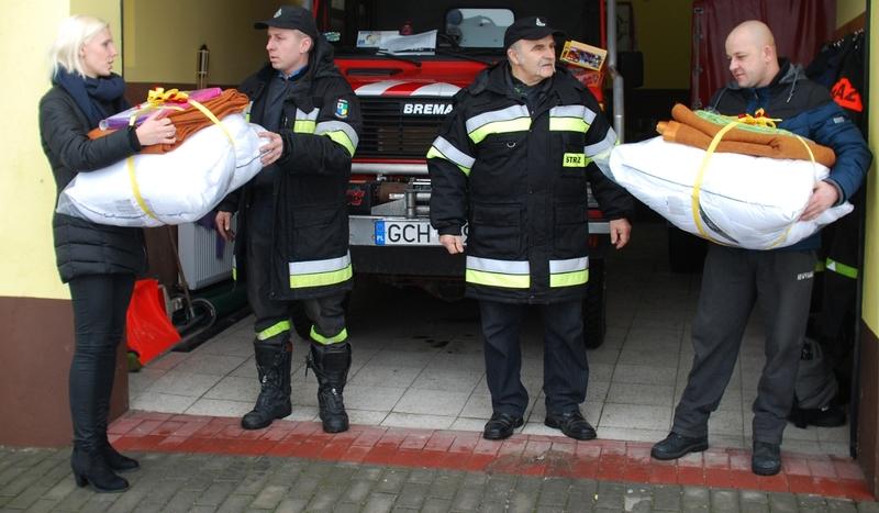 Strażacy z Pawłowa pomogli pogorzelcom (FOTO)
