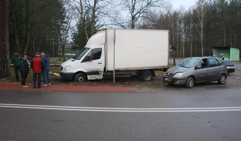 Ciężarna po zderzeniu trafiła do szpitala (FOTO)