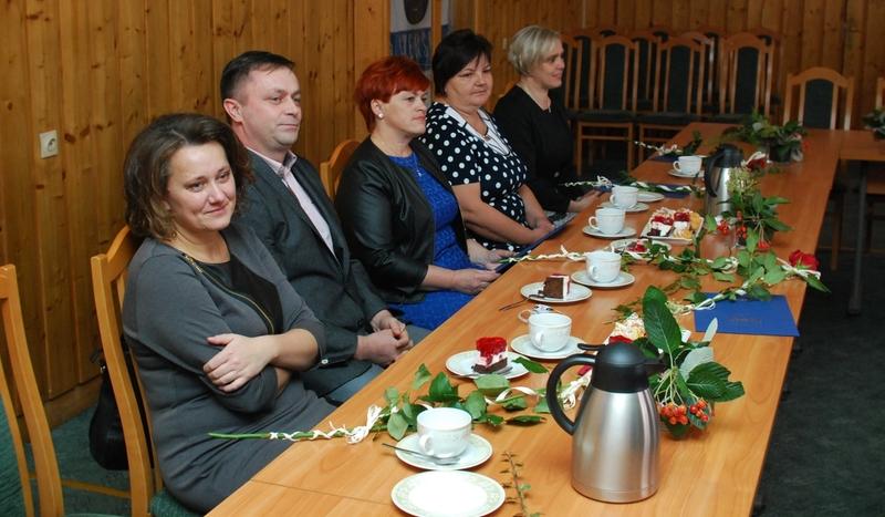 Nagrody burmistrz Czerska z okazji Dnia Edukacji Narodowej (GALERIA)