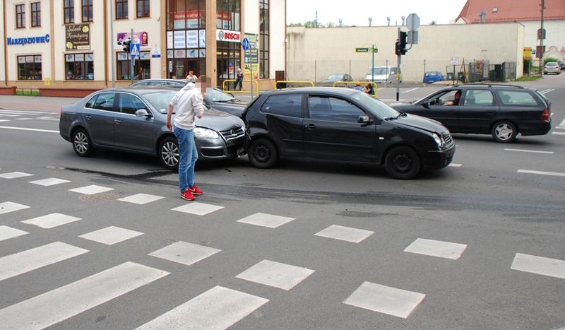 Kolizja volkswagenów na ulicy Sukienników (FOTO)