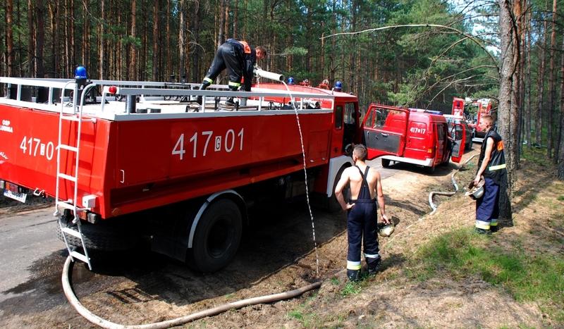 Duży pożar lasu w gminie Brusy (FOTO)