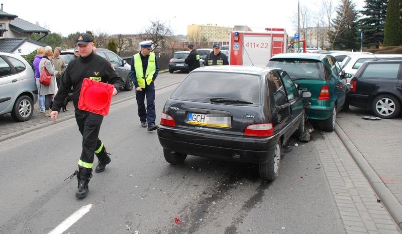 Zderzenie czterech aut w Chojnicach (FOTO)
