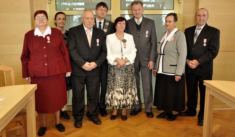 Jubilaci odebrali odznaczenia (Galeria)