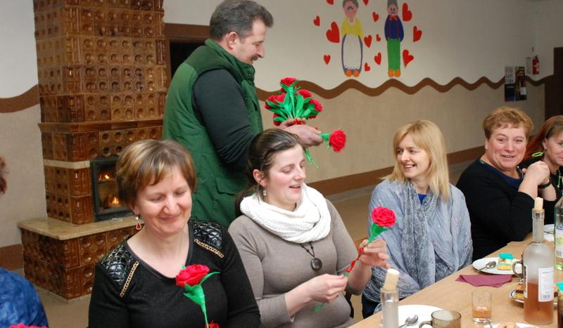 Dzień kobiet z kwiatkiem